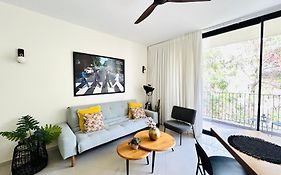 Tel-Aviv Center, Near The Beach, Terrace, 2 People
